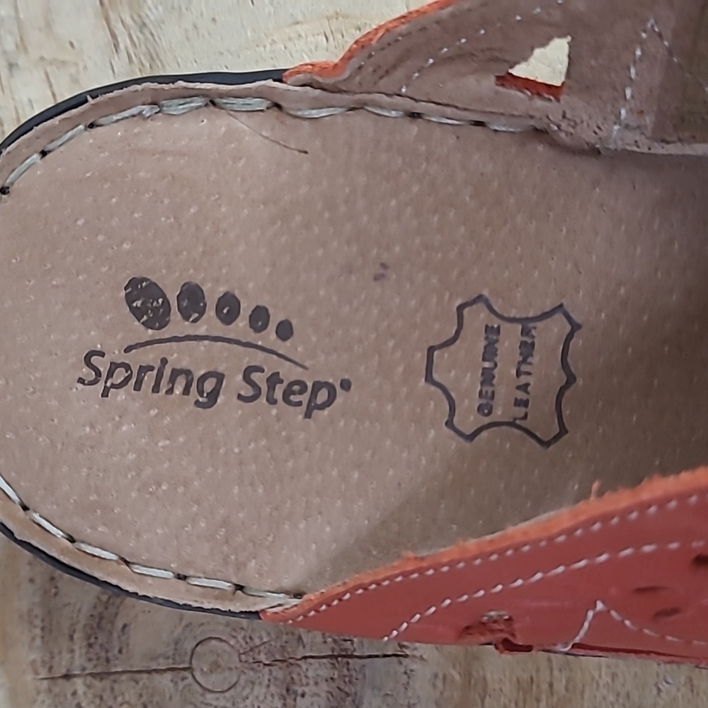 Womens Size 41 Spring Step clogs - Picture 5 of 7